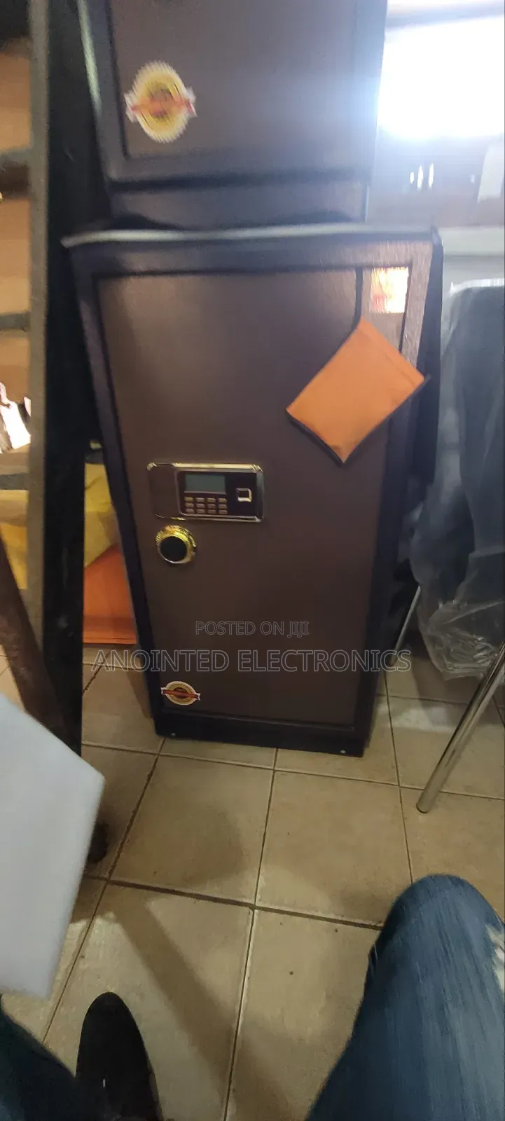 Heavy-Duty Cash Box Safe