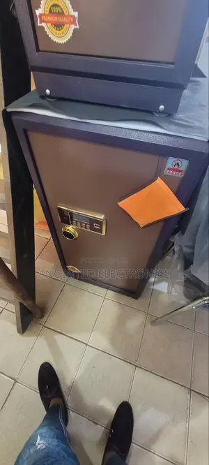 Heavy-Duty Cash Box Safe