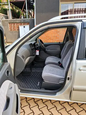 Toyota Raum 2002 Silver