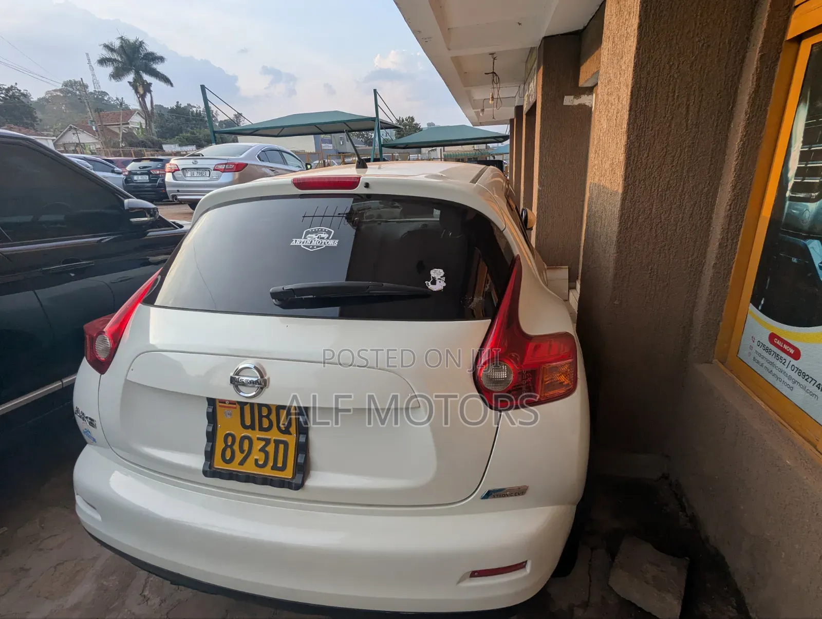 Nissan Juke 2011 White