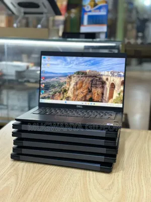 New Laptop Dell Latitude 7390 8GB Intel Core i5 SSD 256GB