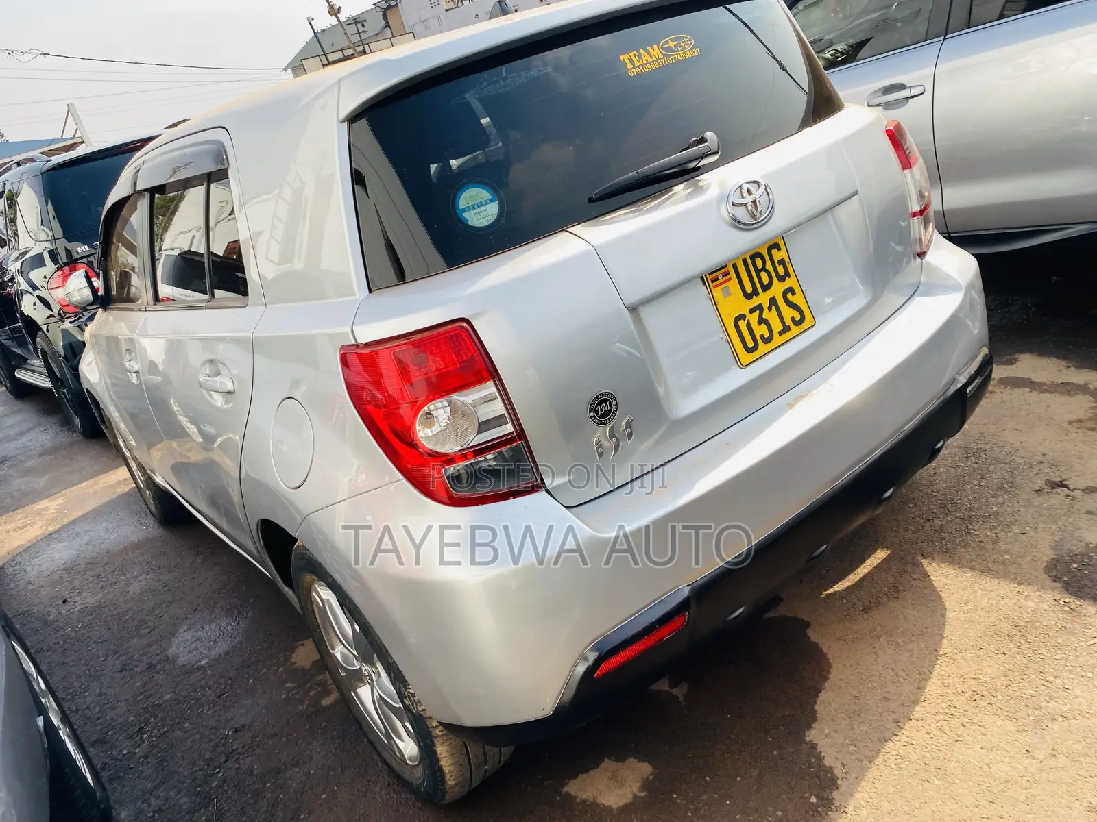 Toyota IST 2008