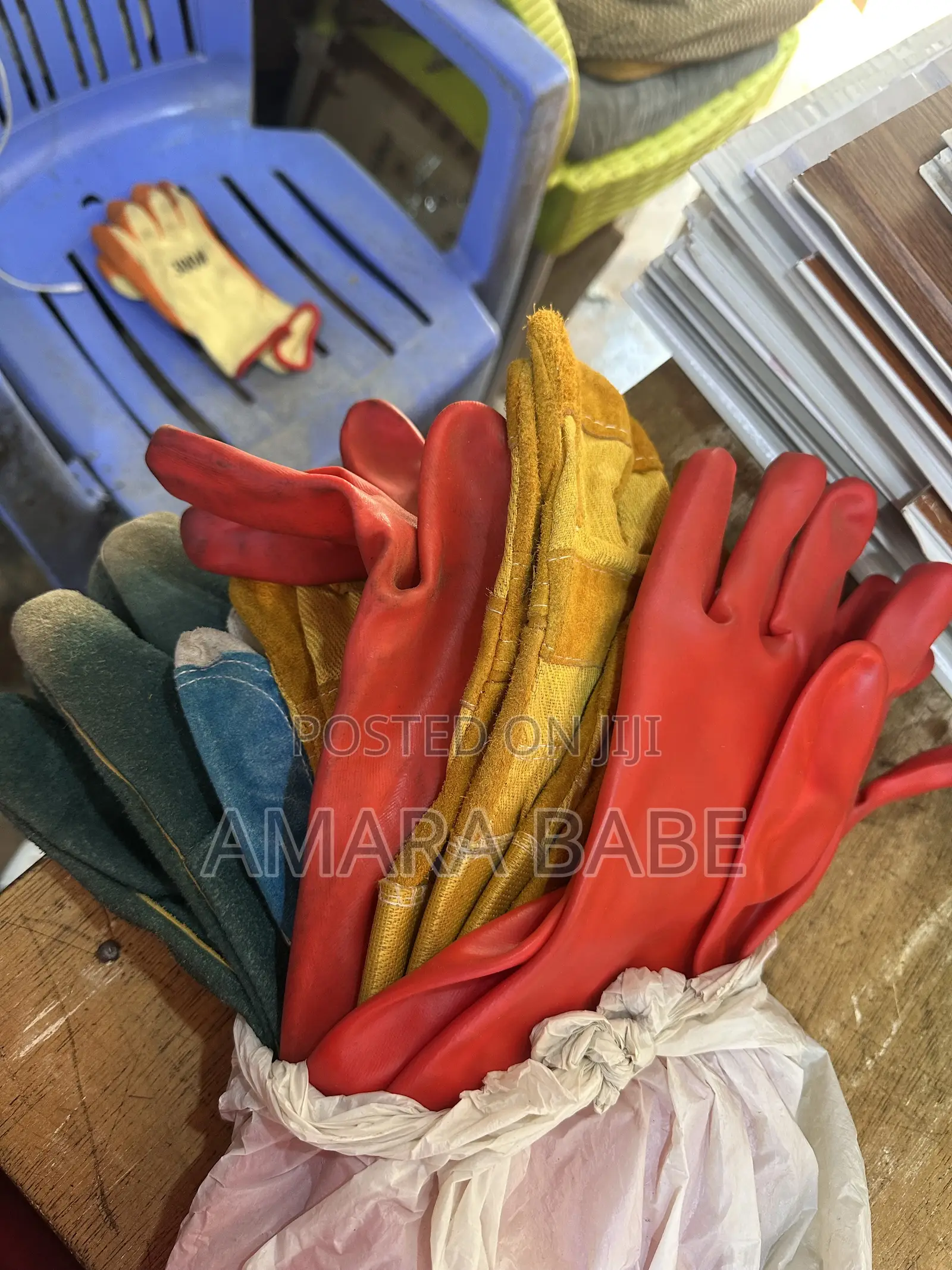 Hand Gloves