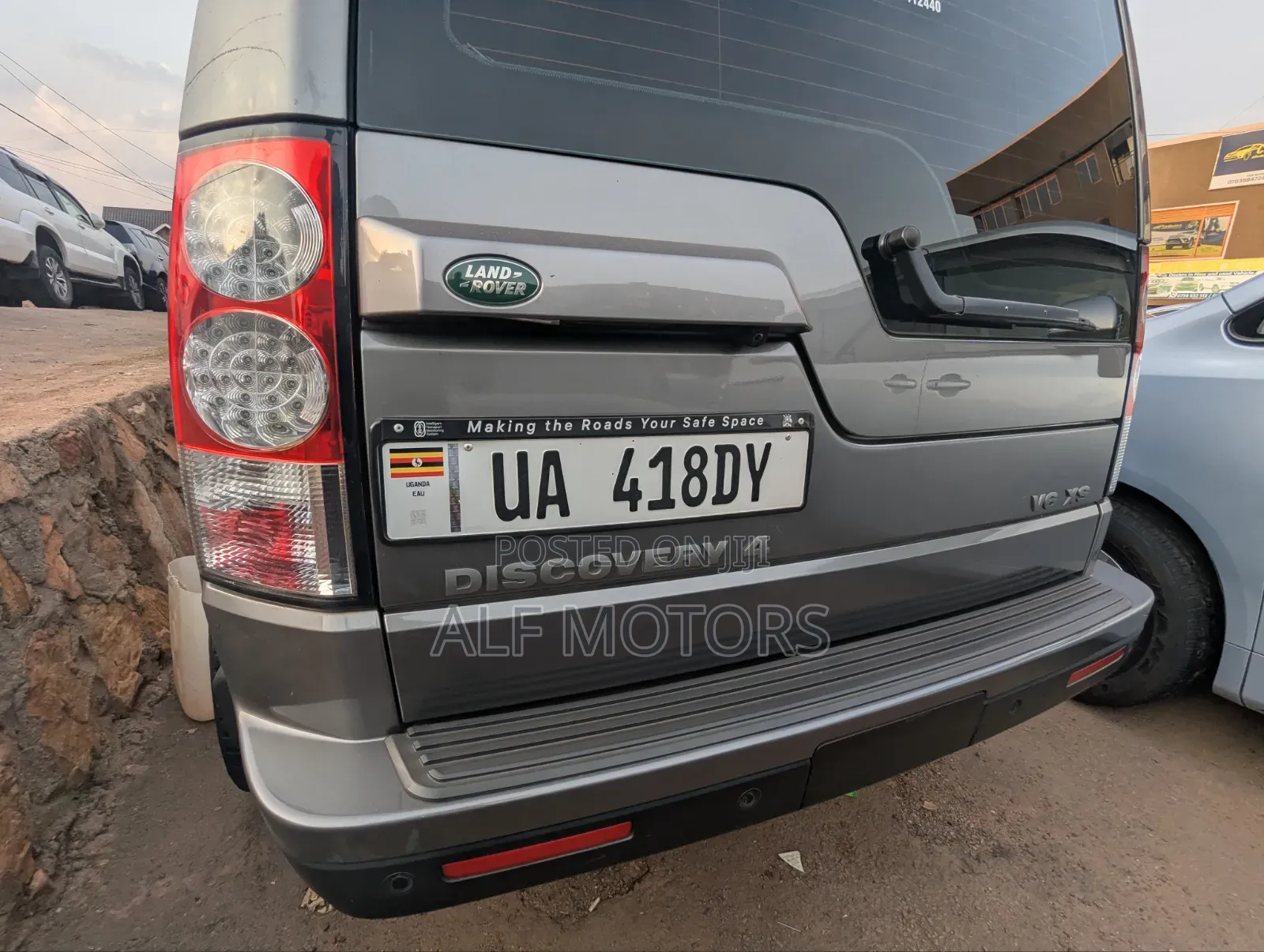 Land Rover Discovery 2013 Silver
