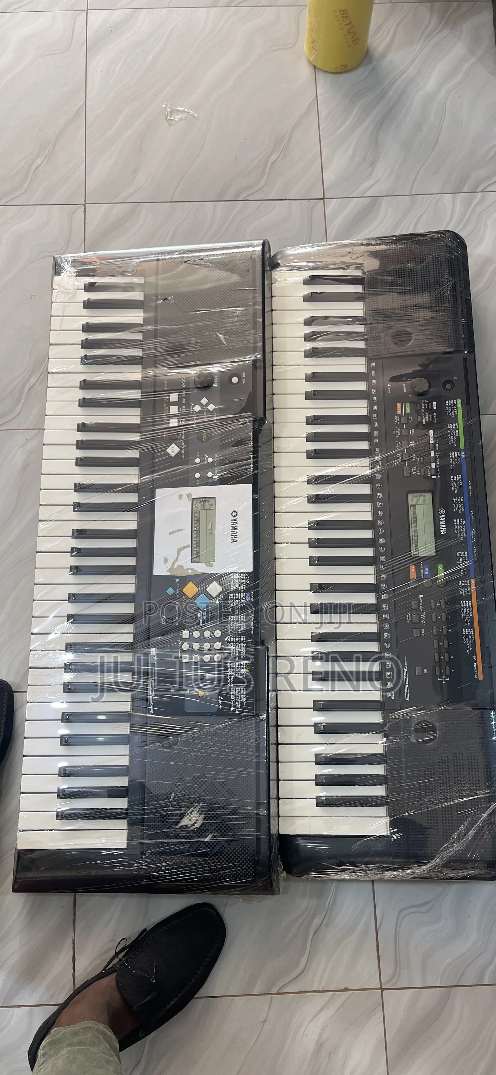 Yamaha PsrE253