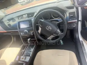 Toyota Mark X 2.5 RWD 2013 White