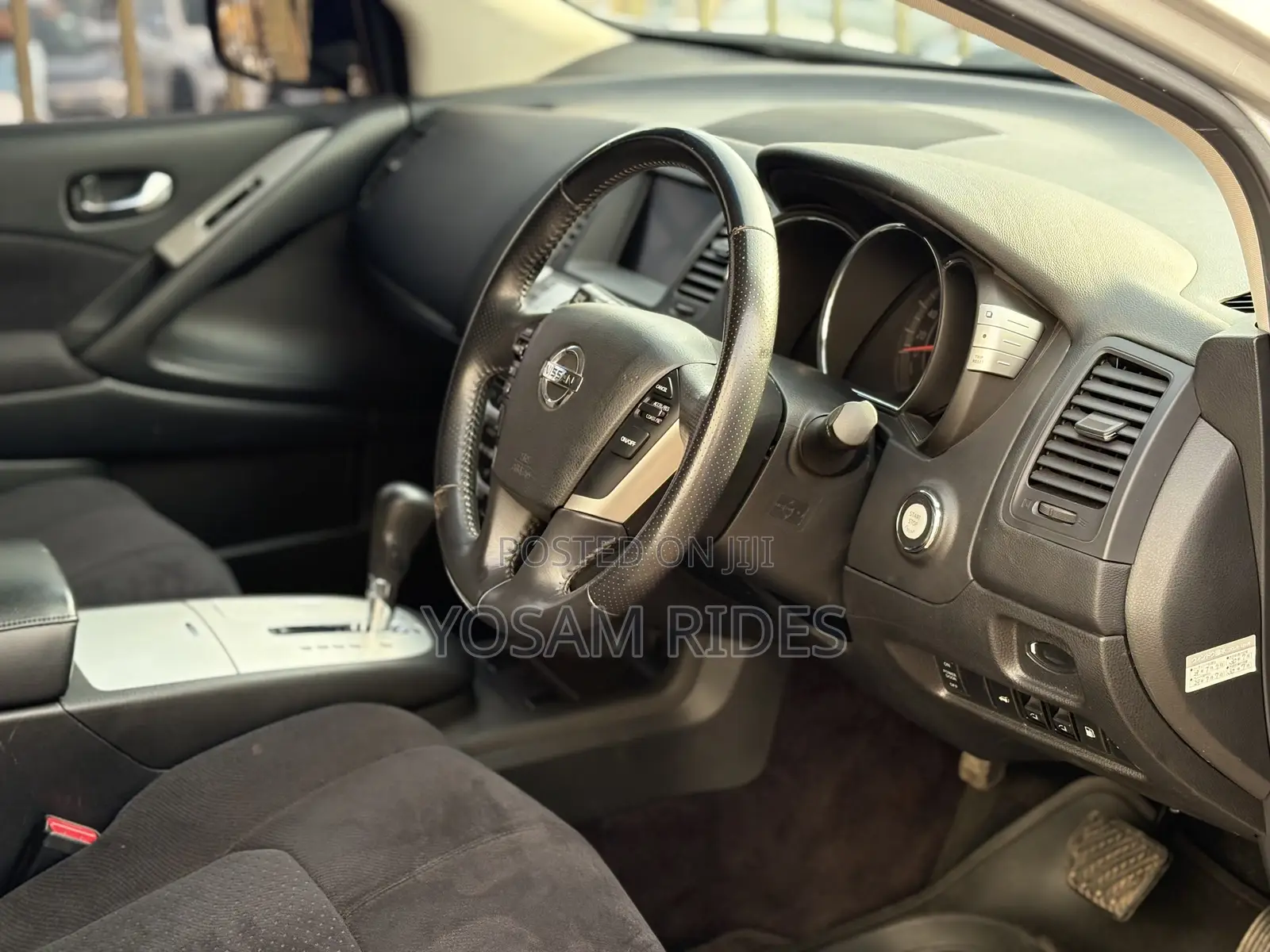 Nissan Murano S 2010 Silver
