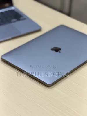 Laptop Apple MacBook Pro 2020 M1 16GB Apple M1 SSD 1T