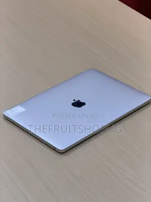 Laptop Apple MacBook Pro 2020 M1 16GB Apple M1 SSD 256GB