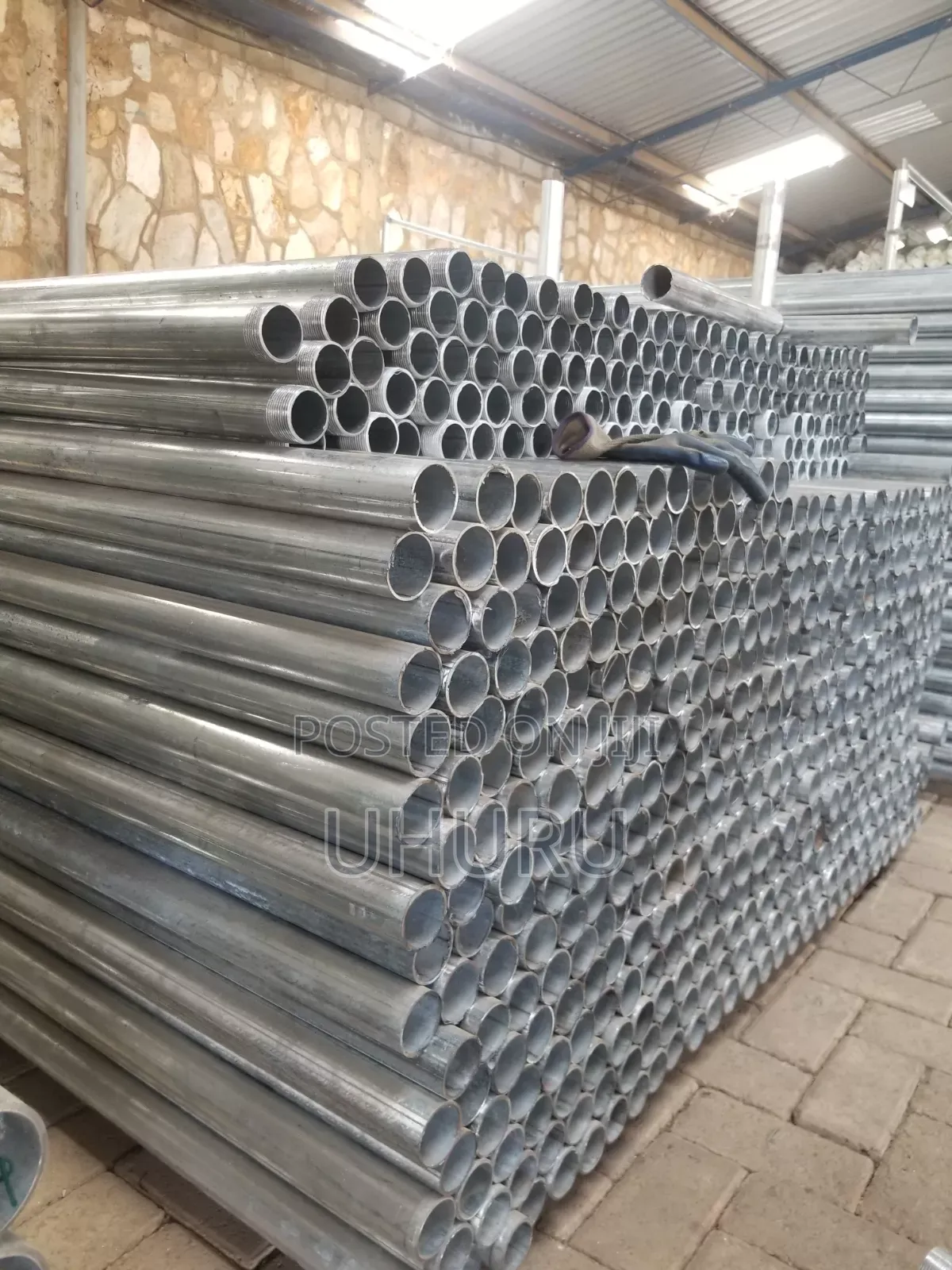 Galvanized Circular Squares Steel Pipes