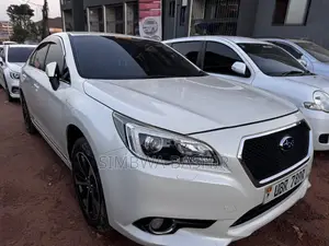 Subaru Legacy 2017 White