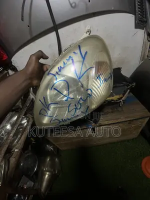 Vitz 2002 Headlight