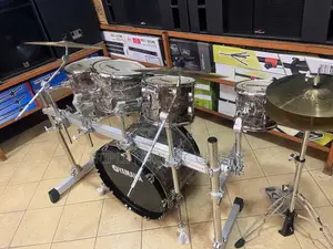 Yamaha 7 Piece Drumset