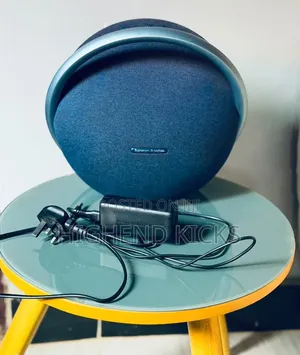 Hk Oynx Studio 7