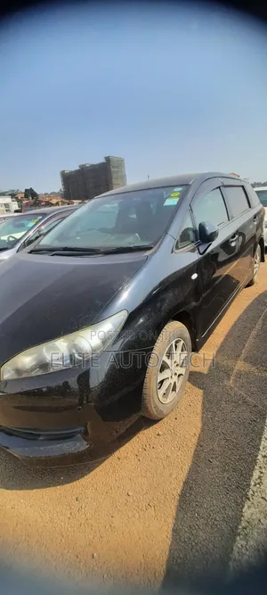 Toyota Wish 2012 Silver
