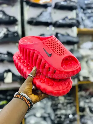 Nike Mind 001 Pregame Mules