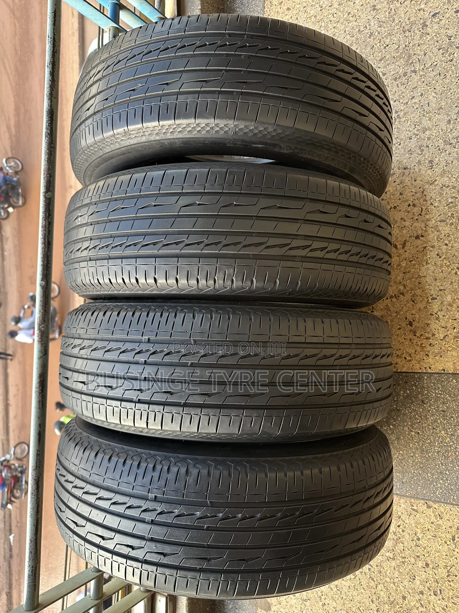 225/65r17 Bridgestone Highway Design