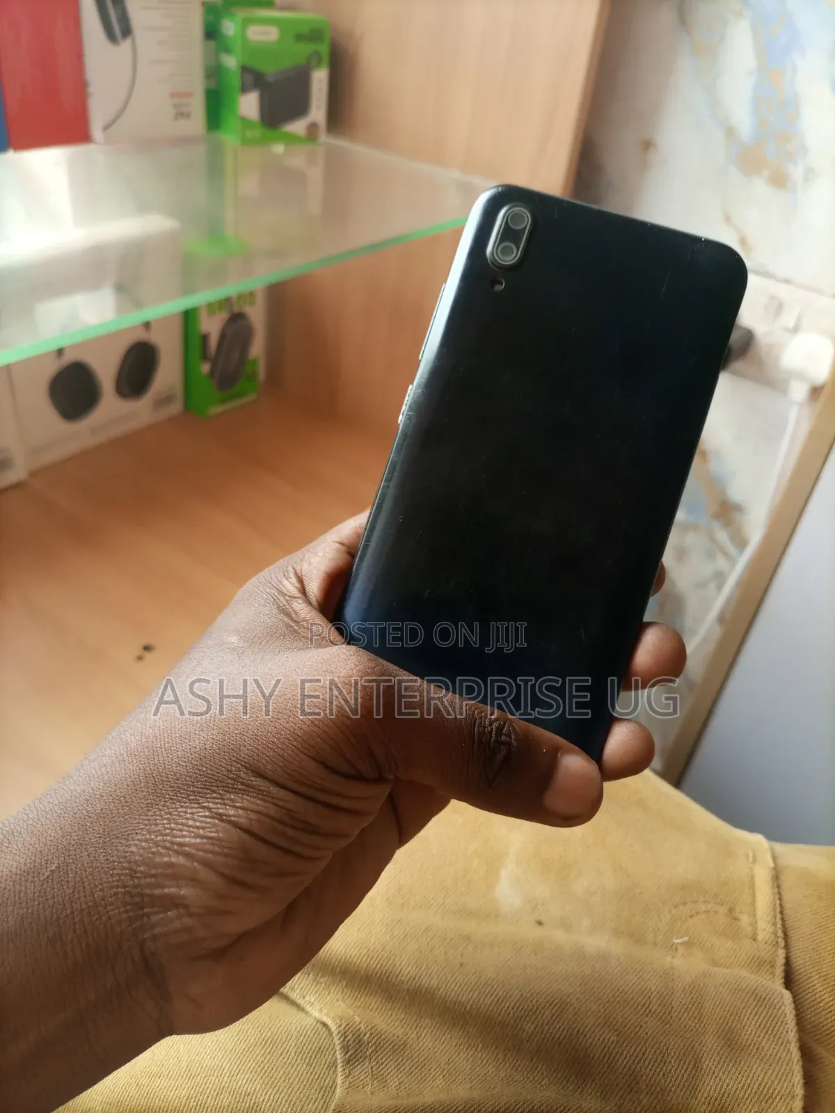 Vivo Y93 128 GB Black