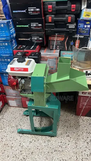 Motorized Petrol-Powered Silage Chopper/Chaff Cutter/Forage Harvester