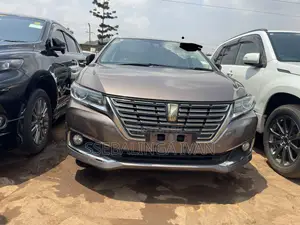 Toyota Premio 2017 Maroon