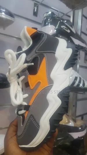 Classic Ladies Sneakers