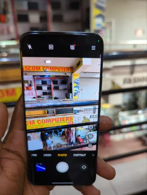 Oppo Reno12 512 GB Silver