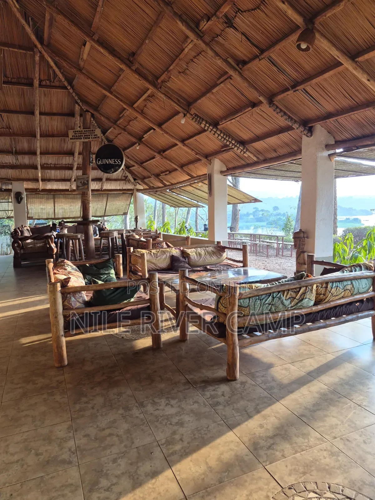 Beautiful Cottages With Restaurant and Bar