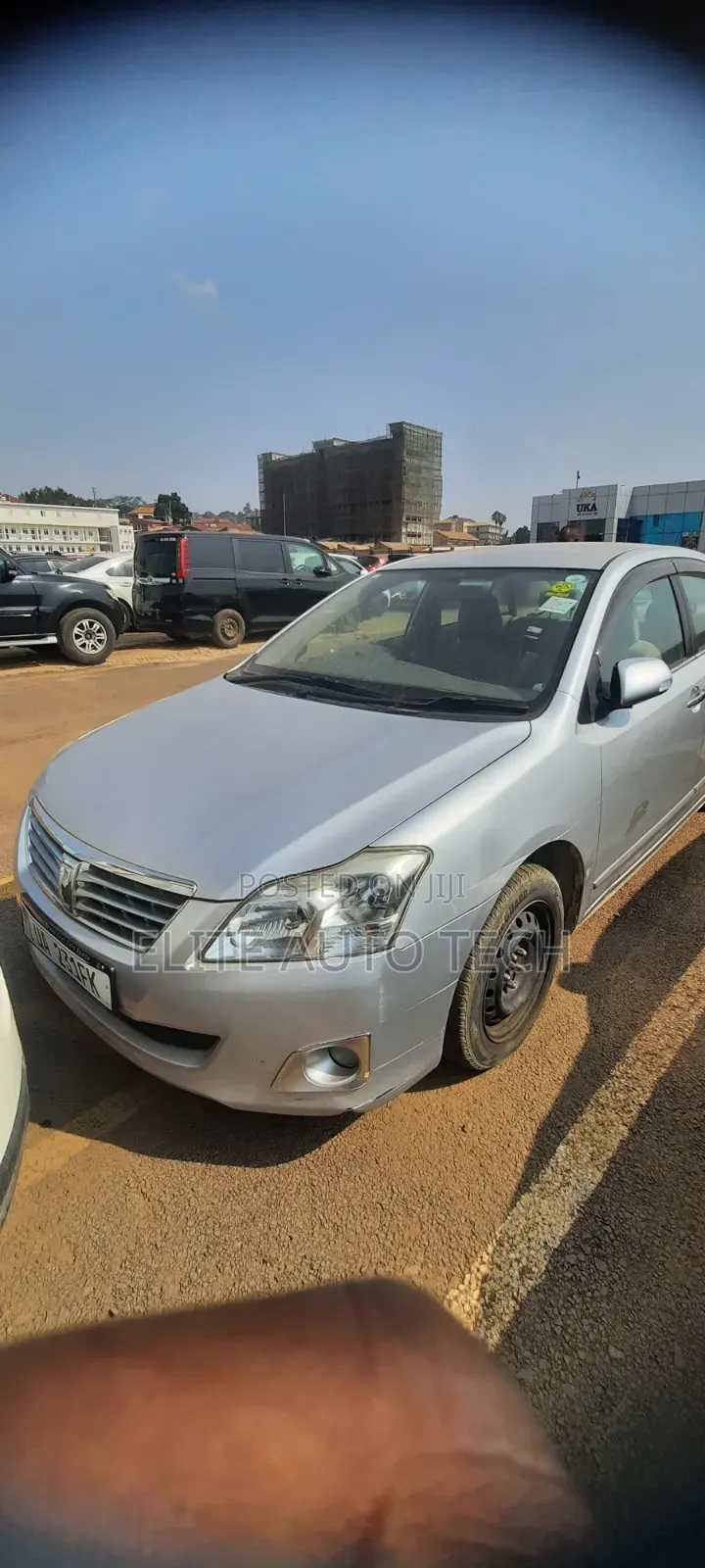 Toyota Premio 1.8 FWD 2013 Silver