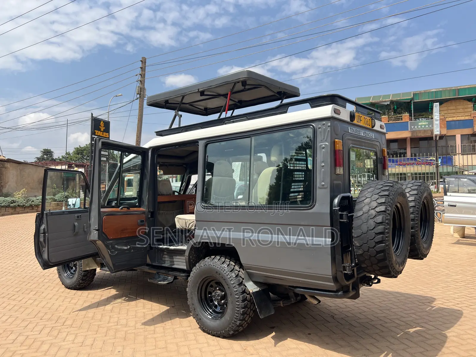 Toyota Land Cruiser 79 Series 2001 Gray