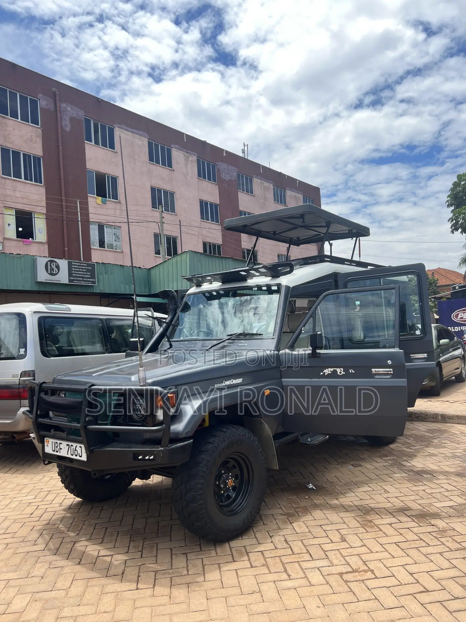 Toyota Land Cruiser 79 Series 2001 Gray