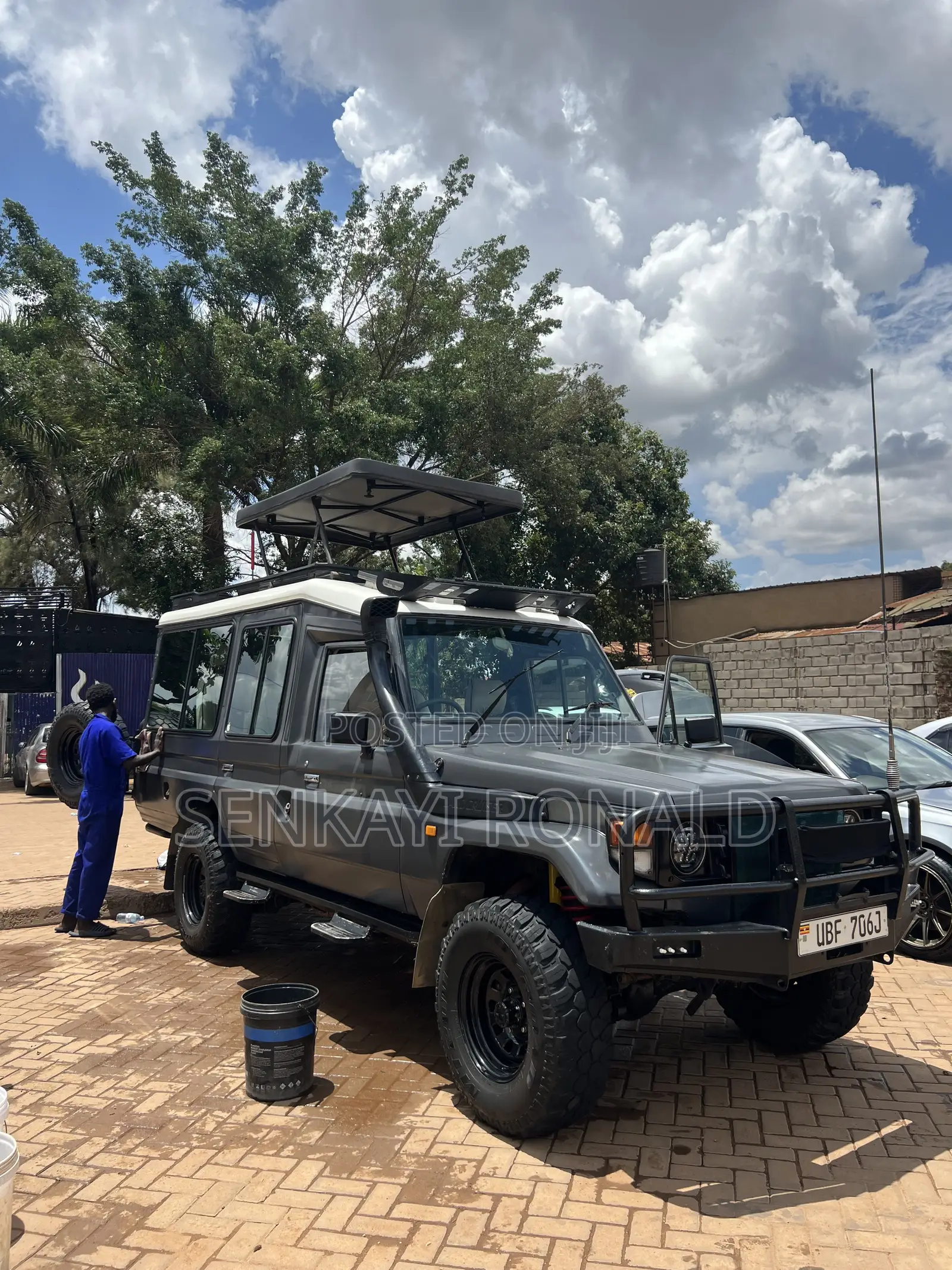 Toyota Land Cruiser 79 Series 2001 Gray