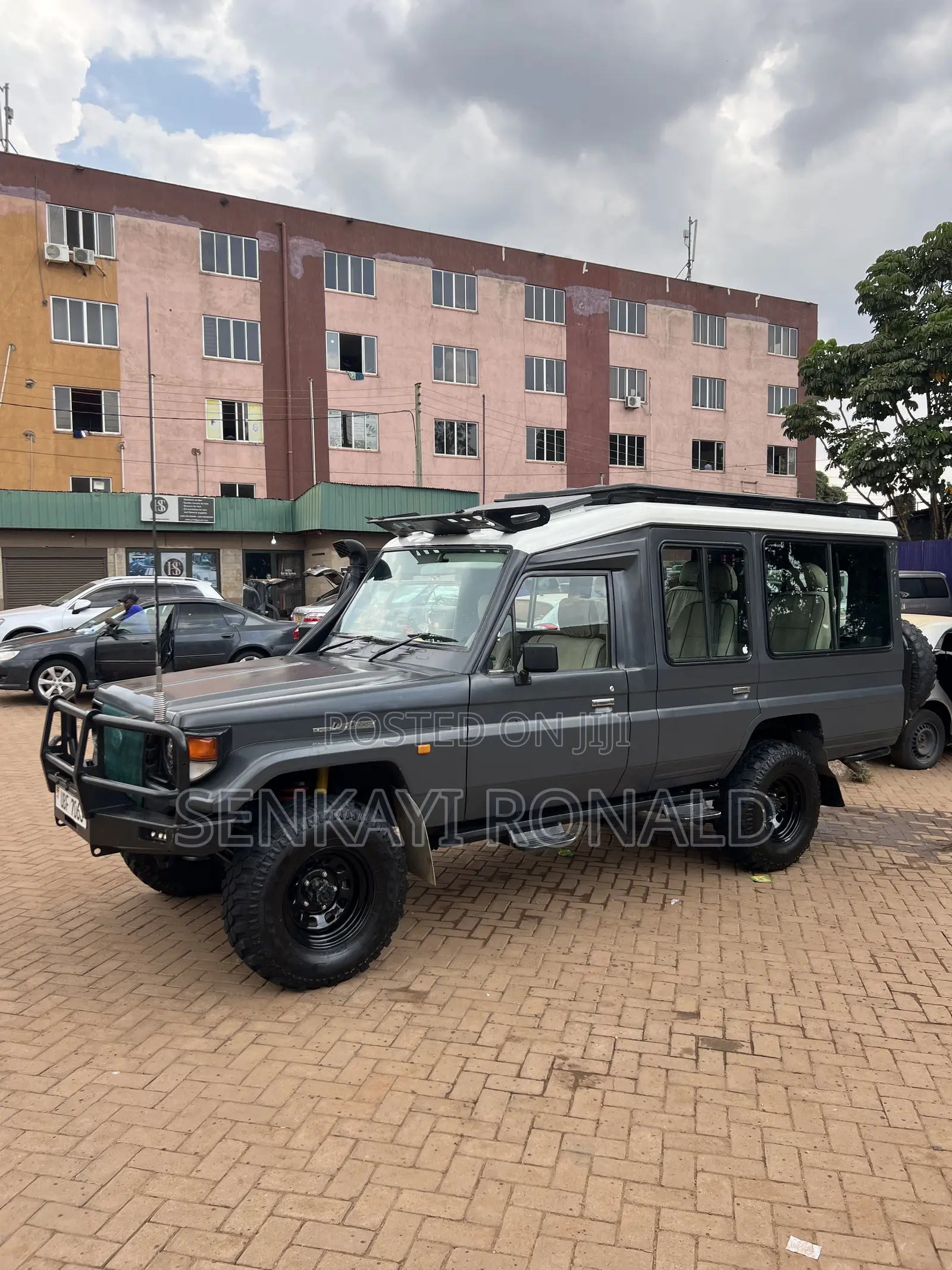 Toyota Land Cruiser 79 Series 2001 Gray
