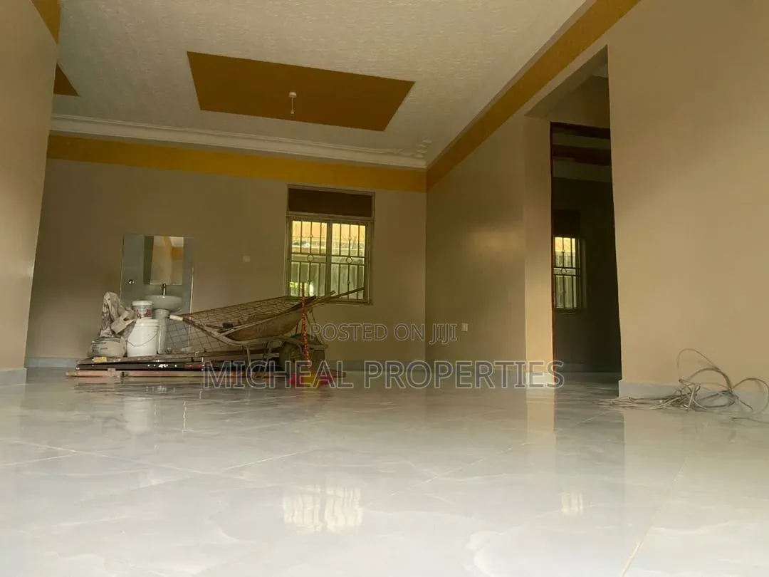 3bdrm House in Mpelerwe Town 200M, Kawempe for sale