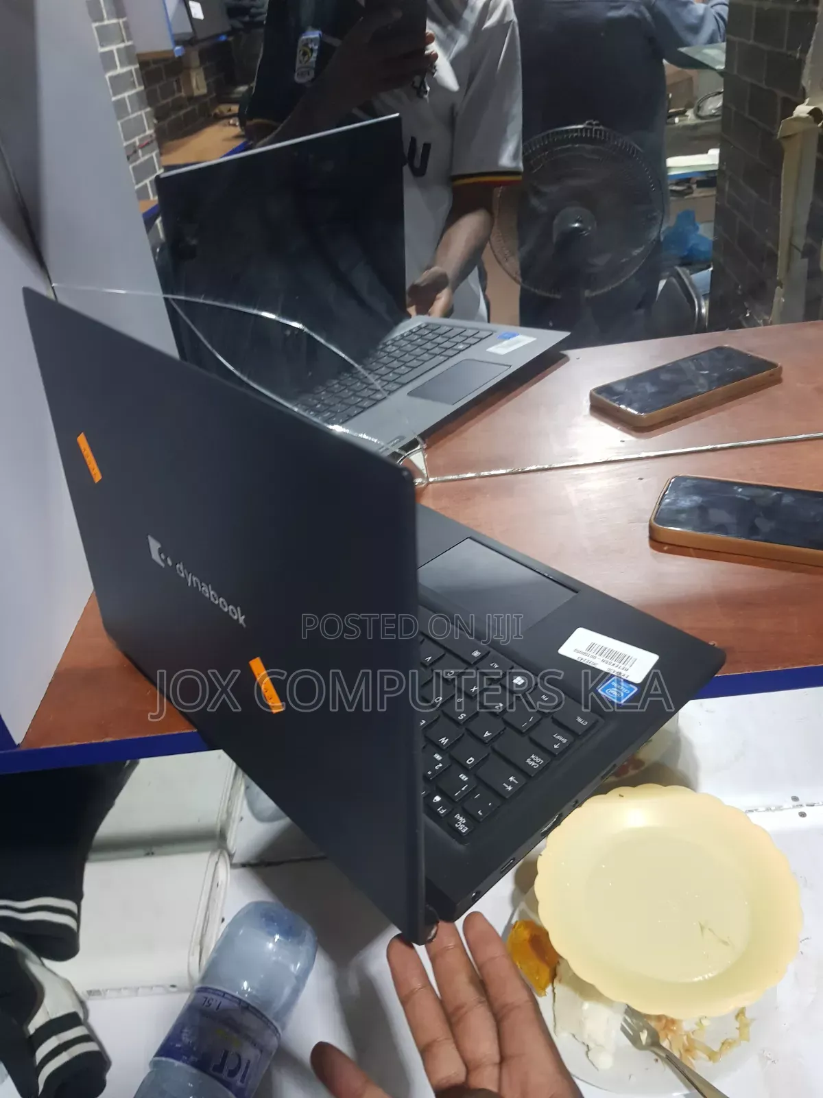 Laptop Dynabook Satellite Pro A40-J 4GB Intel Celeron SSD 128GB