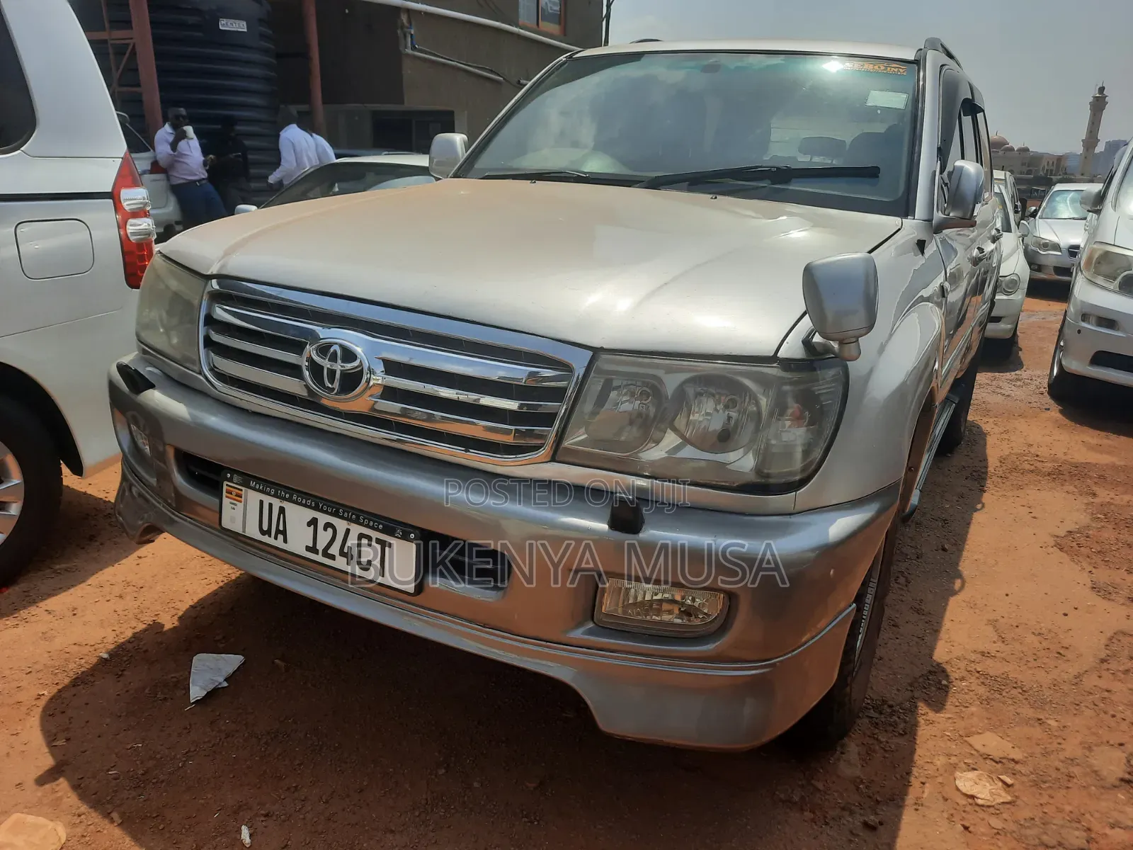 Toyota Land Cruiser Cygnus 4.7 2005 Silver