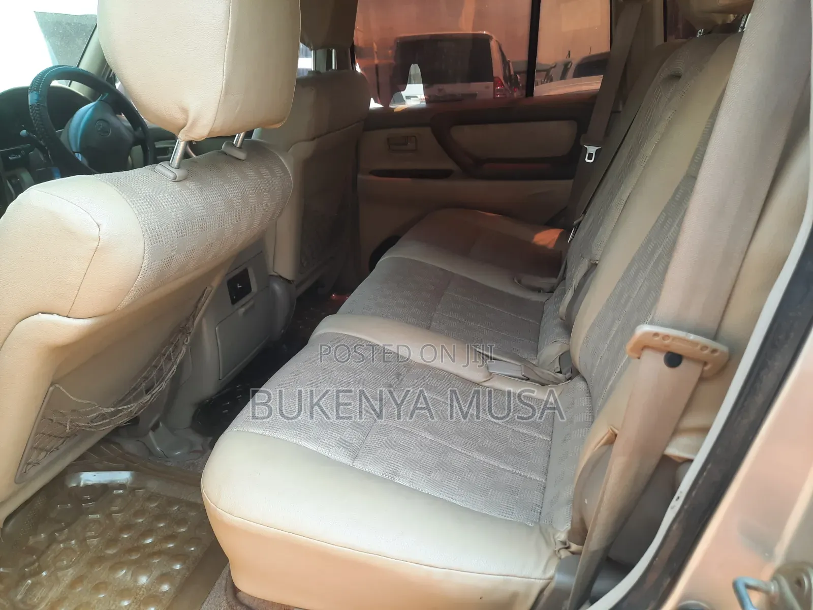 Toyota Land Cruiser Cygnus 4.7 2005 Silver