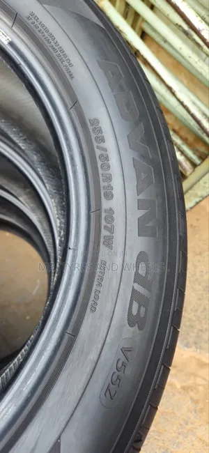 255/50r19 Yokohama Foreign Used Tyres