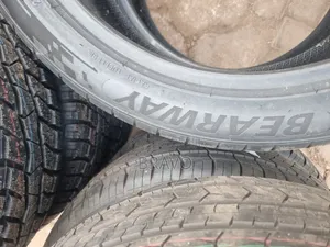 285/40r23 Bear Way Tyres .