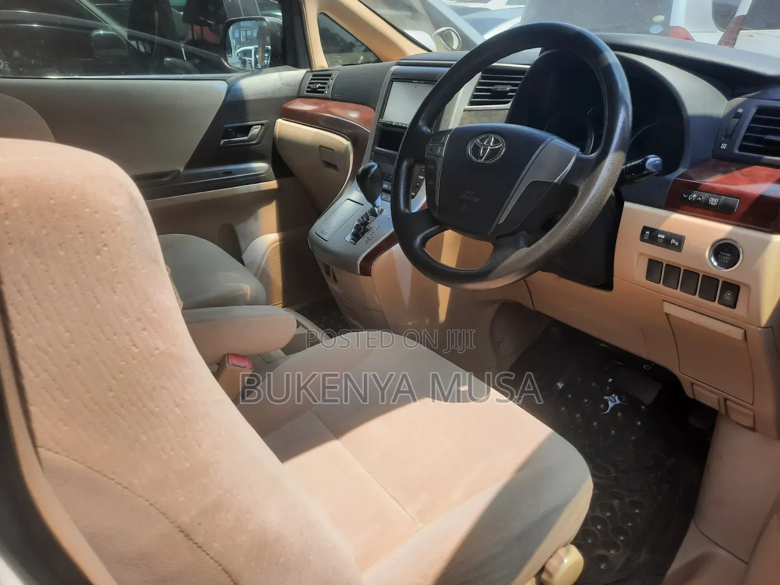 Toyota Alphard 2010 White