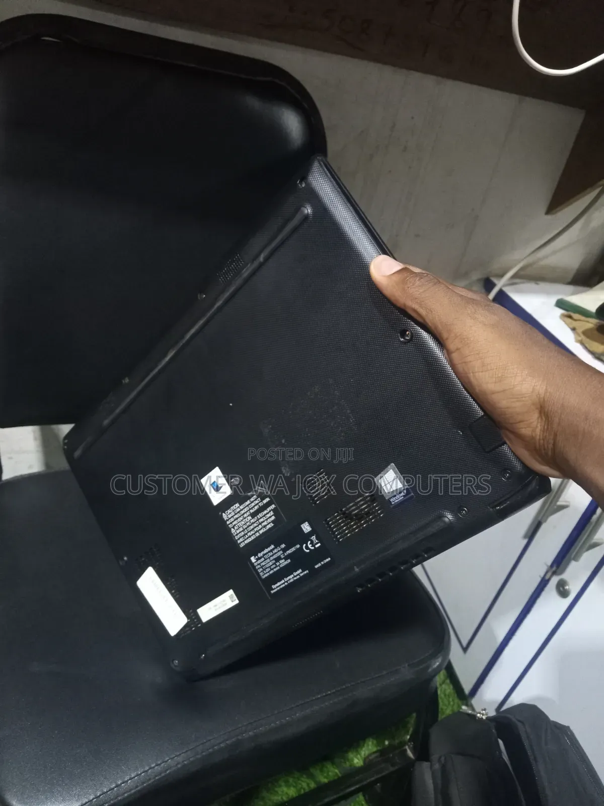 Laptop Dynabook Tecra A40-J 4GB Intel Celeron SSD 128GB
