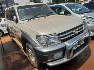 Toyota Land Cruiser Prado 2005 Silver