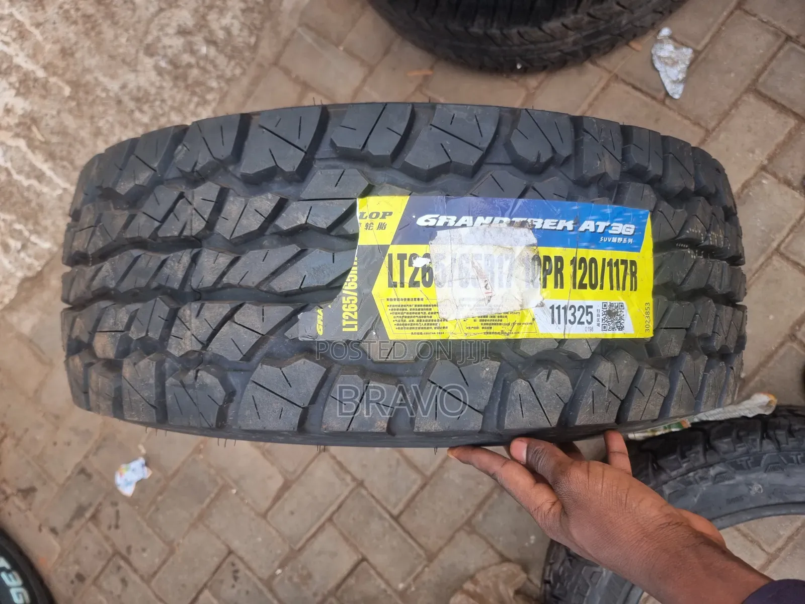 265/65r17 Dunlop Grand Trake Japan