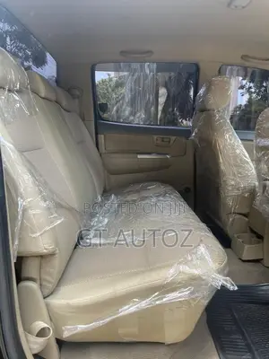 Toyota Hilux 2.7 VVT-i 4X4 SRX 2012 Gray