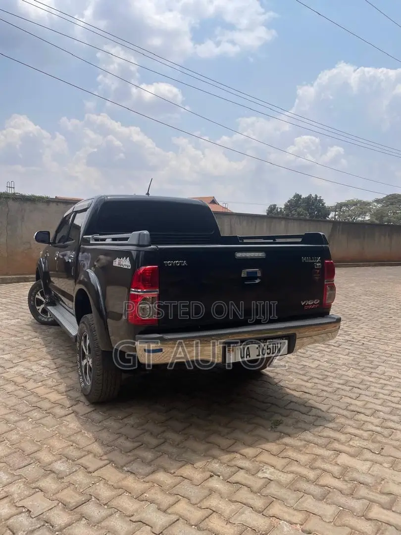 Toyota Hilux 2.7 VVT-i 4X4 SRX 2012 Gray