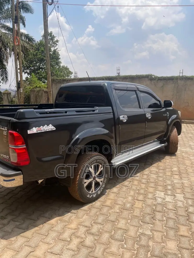 Toyota Hilux 2.7 VVT-i 4X4 SRX 2012 Gray