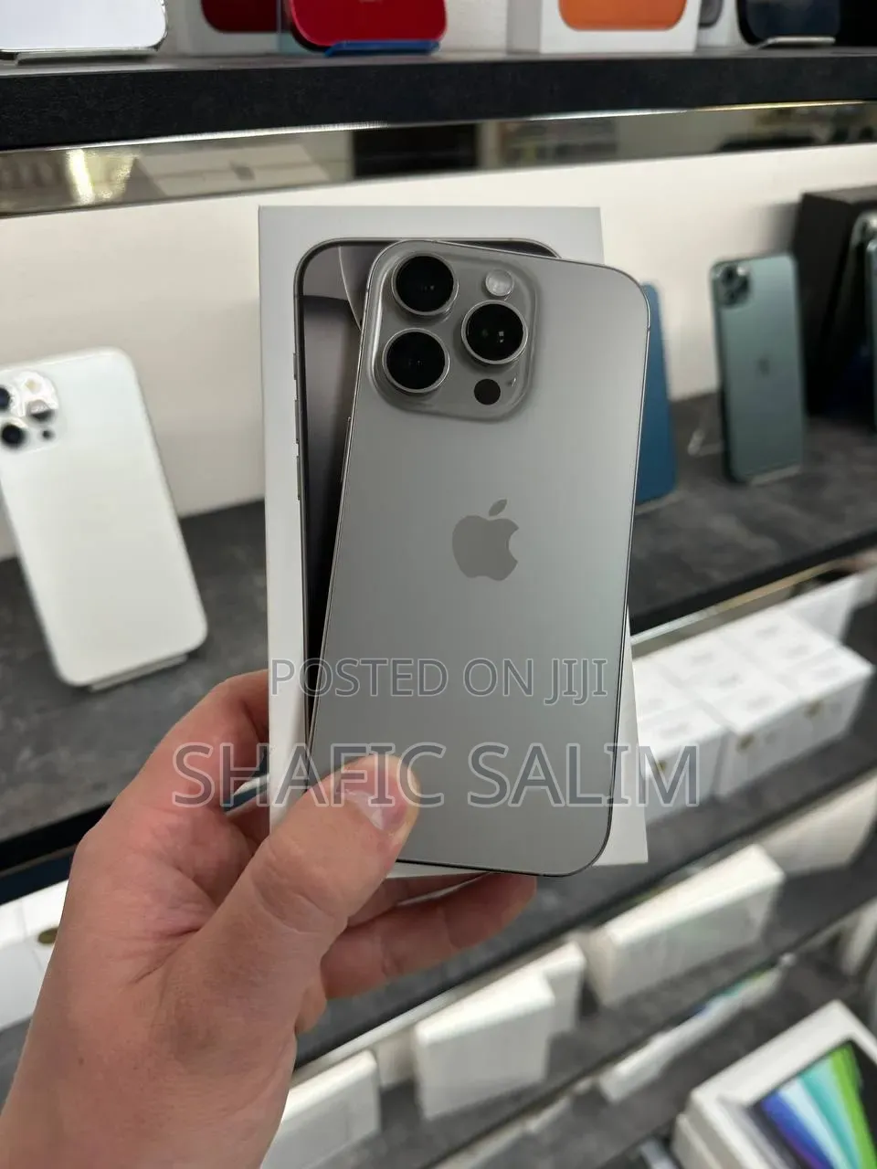 New Apple iPhone 16 Pro Max 1 TB Silver