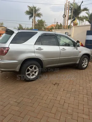 Toyota Harrier 2.2 16V 4WD 1998 Silver