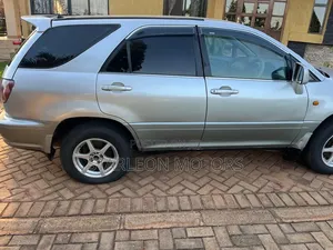 Toyota Harrier 2.2 16V 4WD 1998 Silver