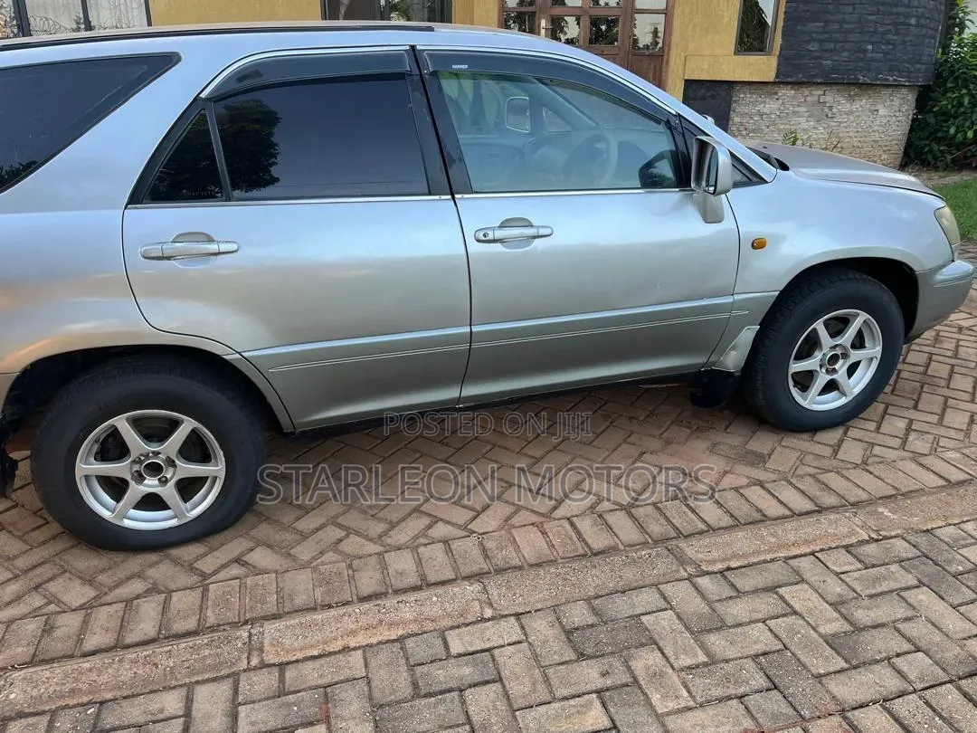 Toyota Harrier 2.2 16V 4WD 1998 Silver