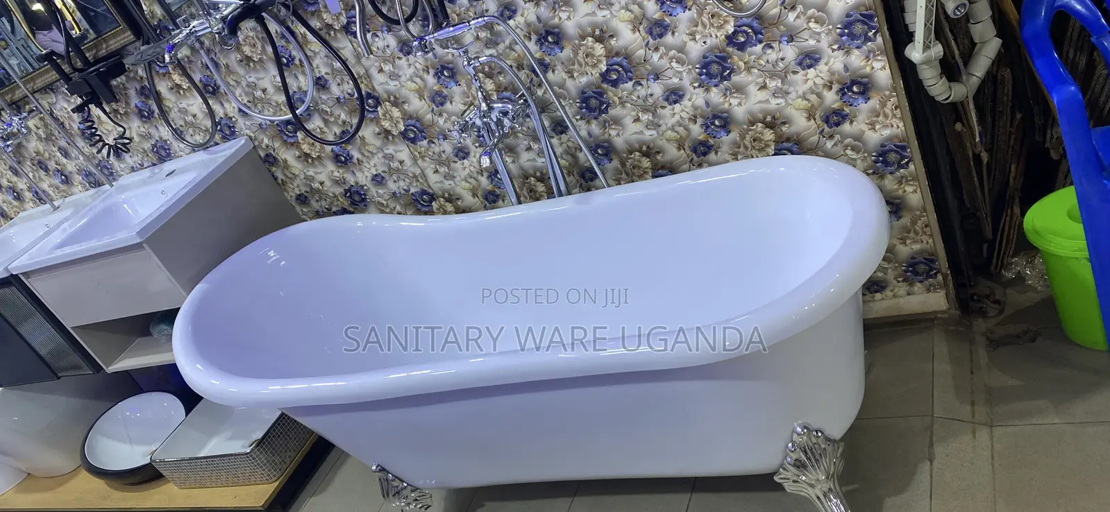  Bathtub Stand Alone